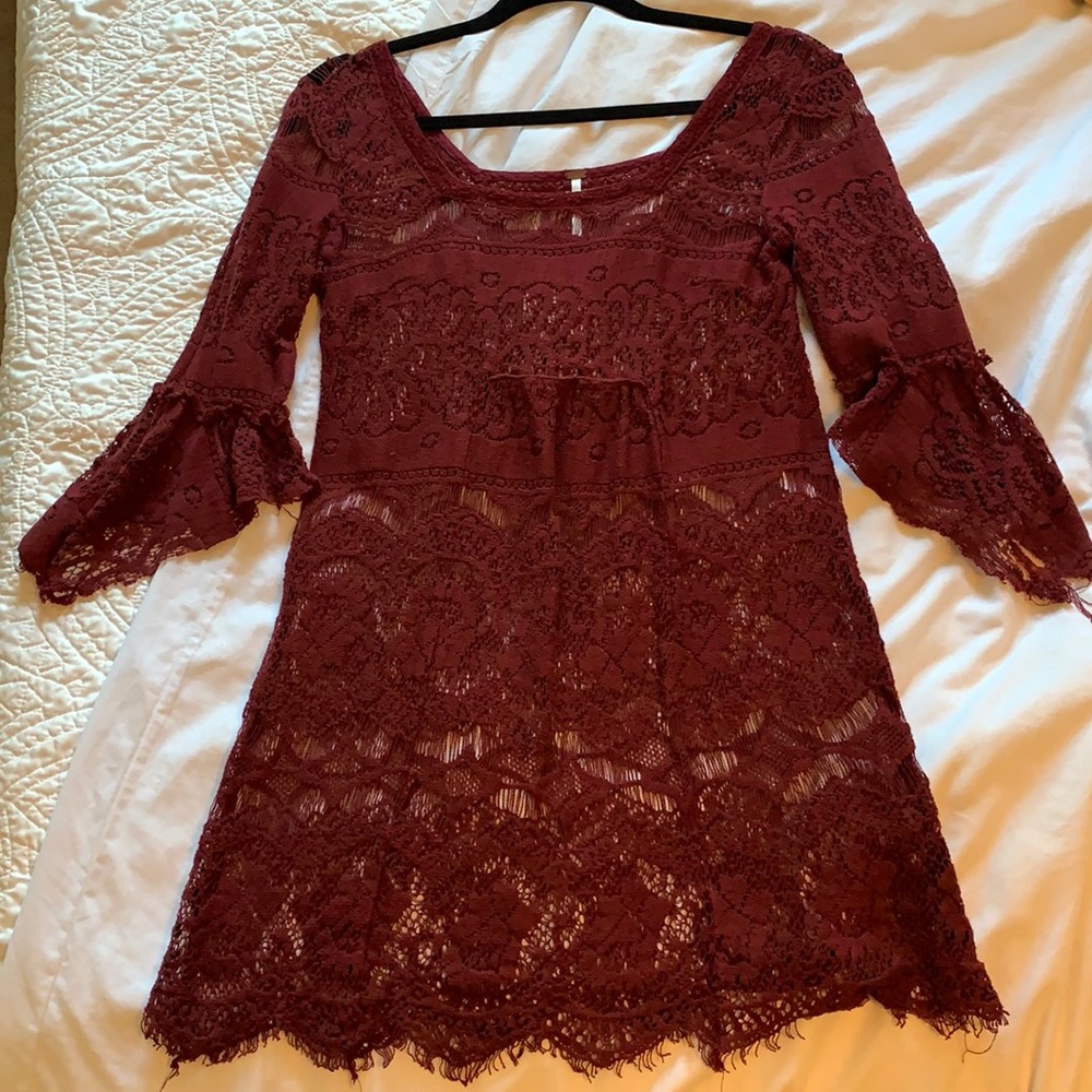 FREE PEOPLE LACE TUNIC BURGUNDY